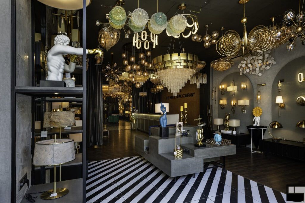 Commercial Lighting Setup